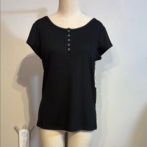 Jackson Rowe Black Buttoned Short Sleeve  Henley Tee  NWT